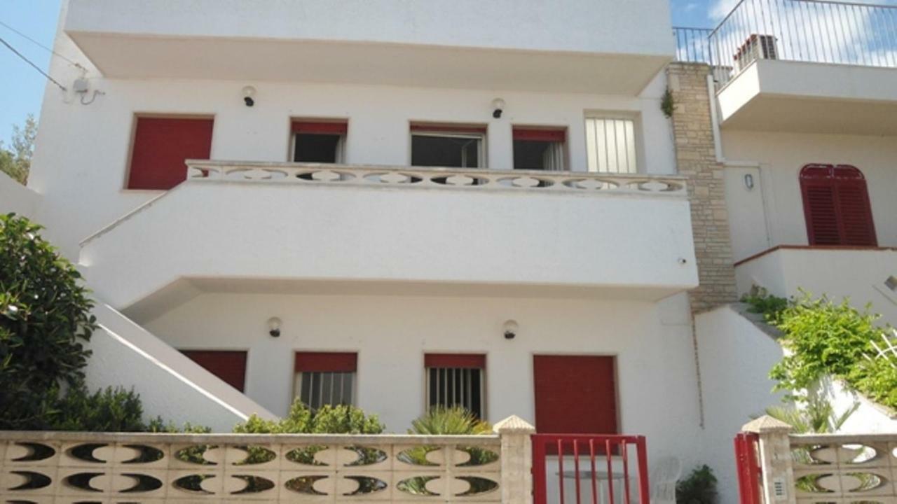 Bilocale Con Spazio Verde Santa Maria di Leuca Luaran gambar